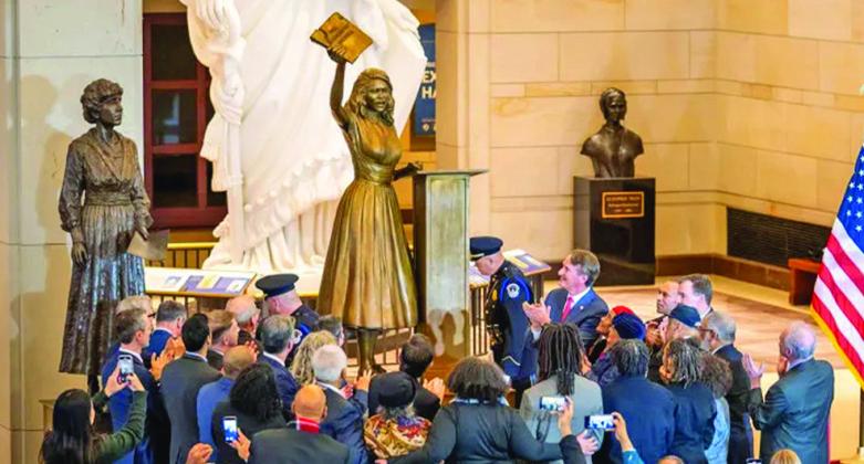 Barbara Rose Johns statue (X / Governor Glenn Youngkin)