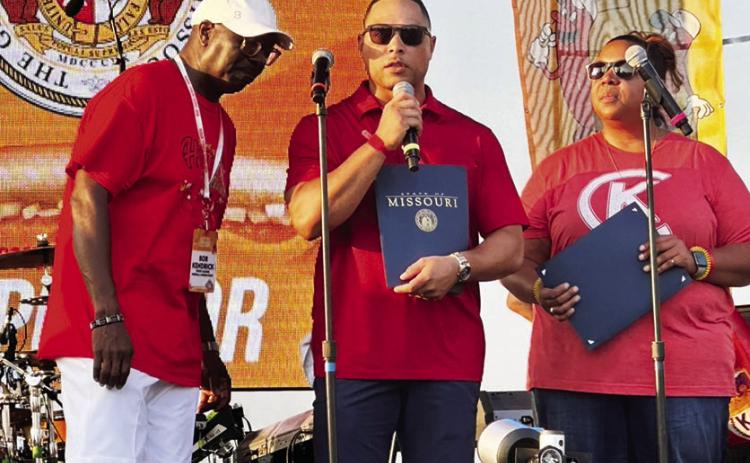 KC Monarch Legend John Donaldson Honored at NLBM Hot Dog Fest