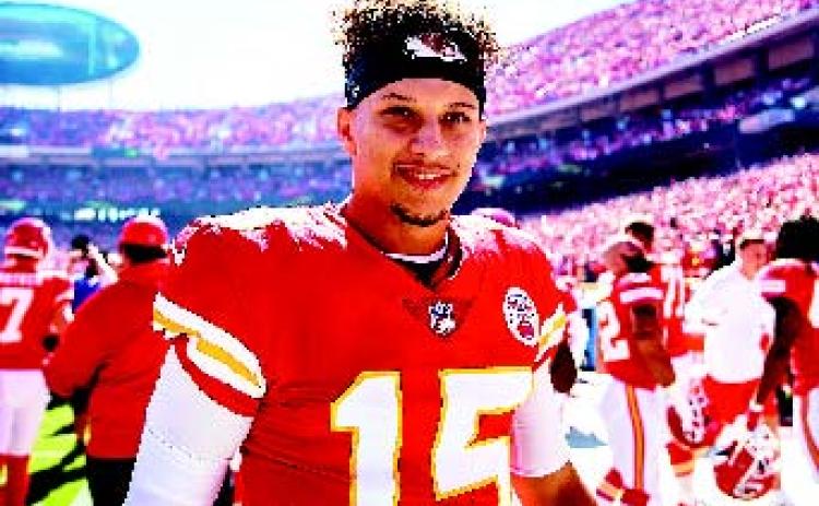 Hy-Vee Becomes Exclusive Retailer to Offer Limited- Edition Book About Patrick Mahomes