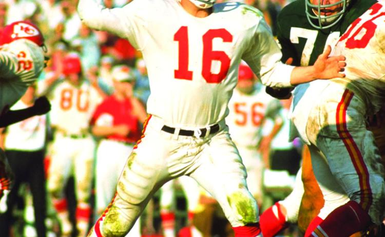 Chiefs, Fans, Mourn Passing of Len Dawson