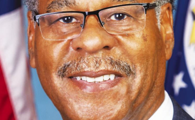 Reps. Cleaver, Graves Demand Postmaster General Listen to Missourians on Poor Mail Service