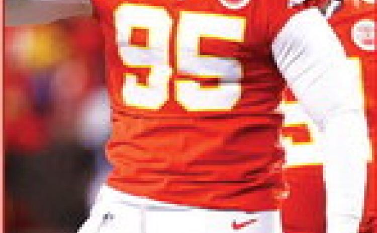 Chiefs, Jones Agree to New Contract